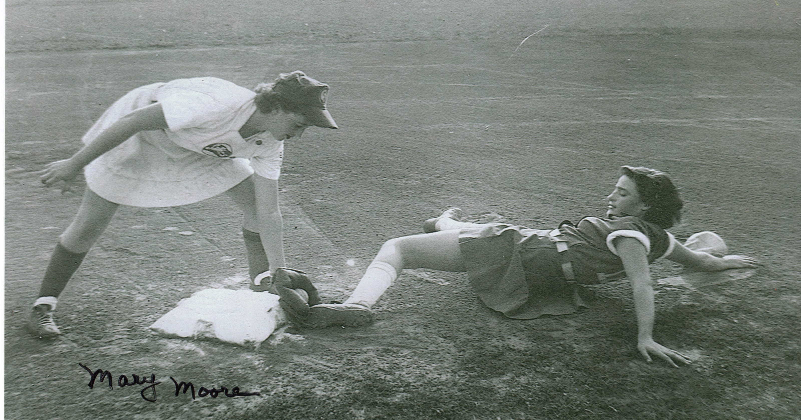 Program to share stories of Battle Creek Belles, women's pro baseball