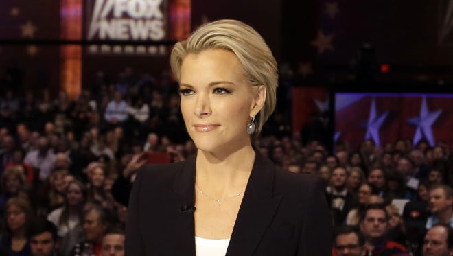 Fox News' Megyn Kelly moderates a primary debate in Des Moines, Iowa Jan. 28, 2016.