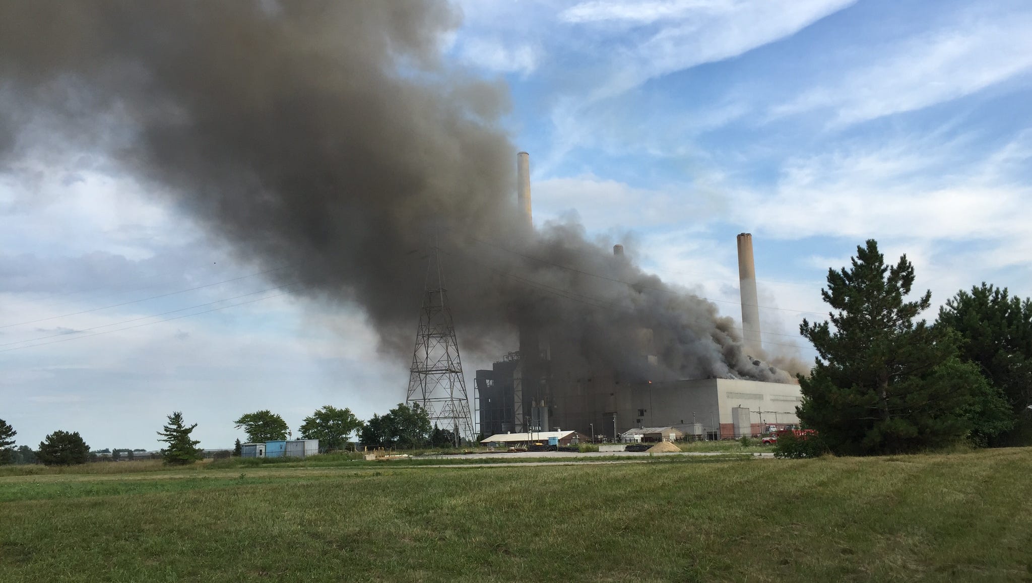 St Clair Power Plant Fire 80 Percent Under Control st-clair-power-plant-fire-80-percent-under-control