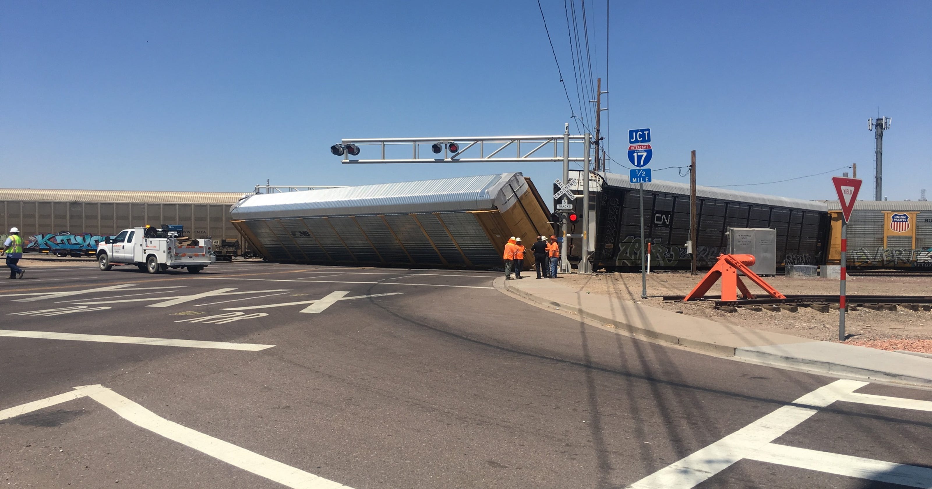 Train derailment in Phoenix causes traffic delays 
