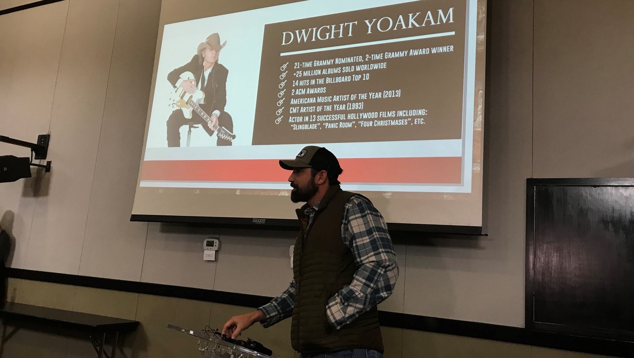 Dwight Yoakam to headline Abilene's Outlaws & Legends Music Fest