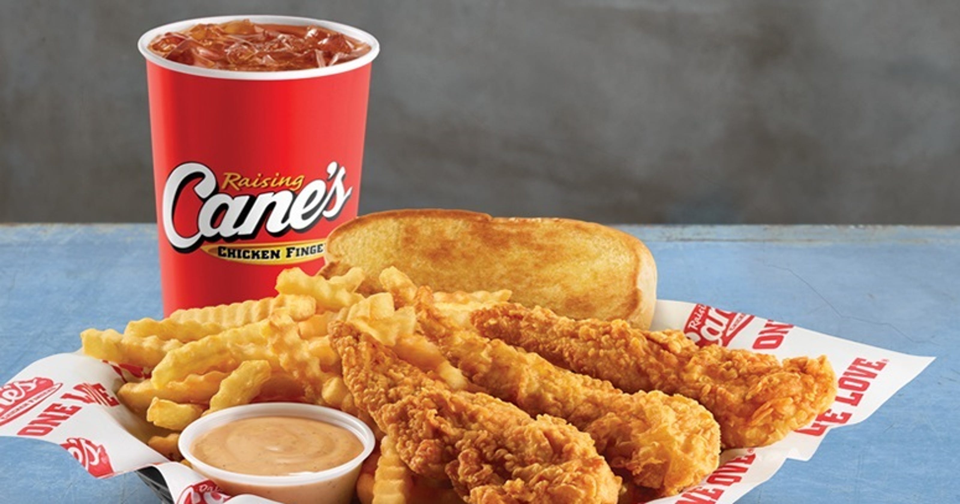 Raising Cane's Chicken Fingers eyes Altoona for second metro restaurant