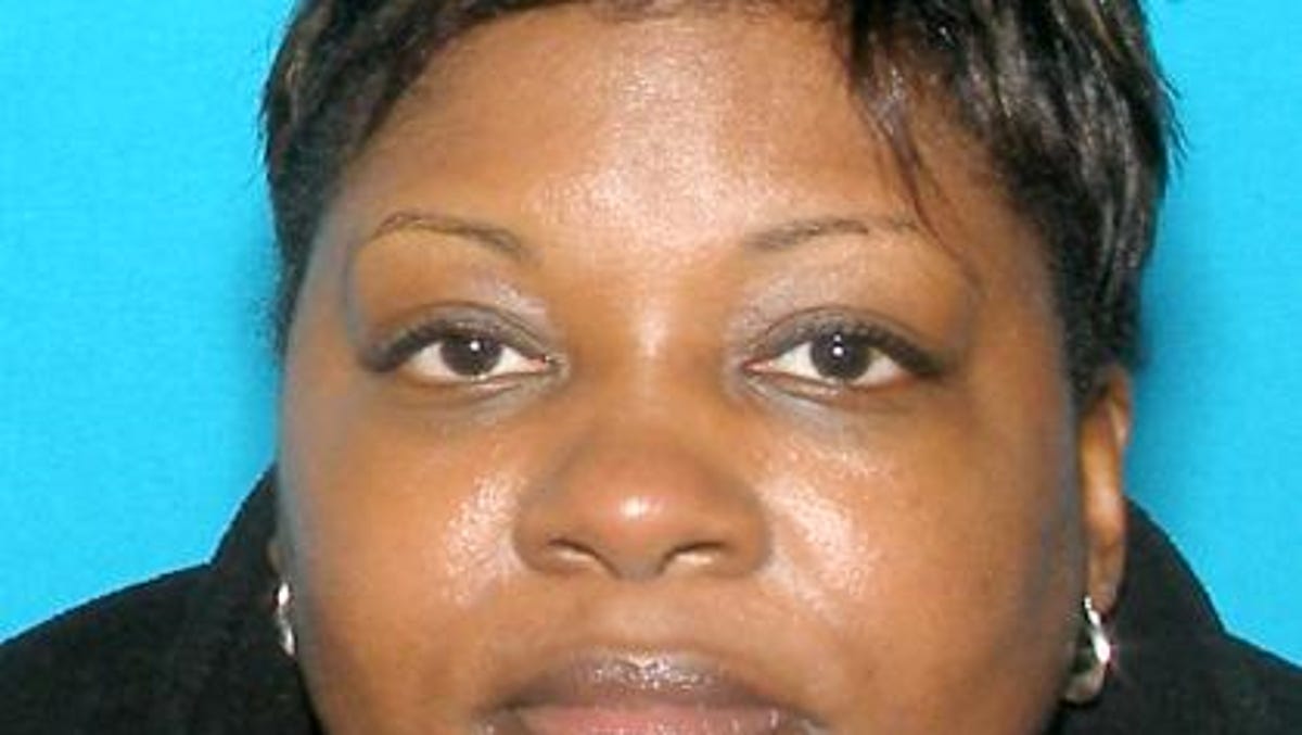 Woman 45 Charged With Having Sex With 13 Year Old Boy