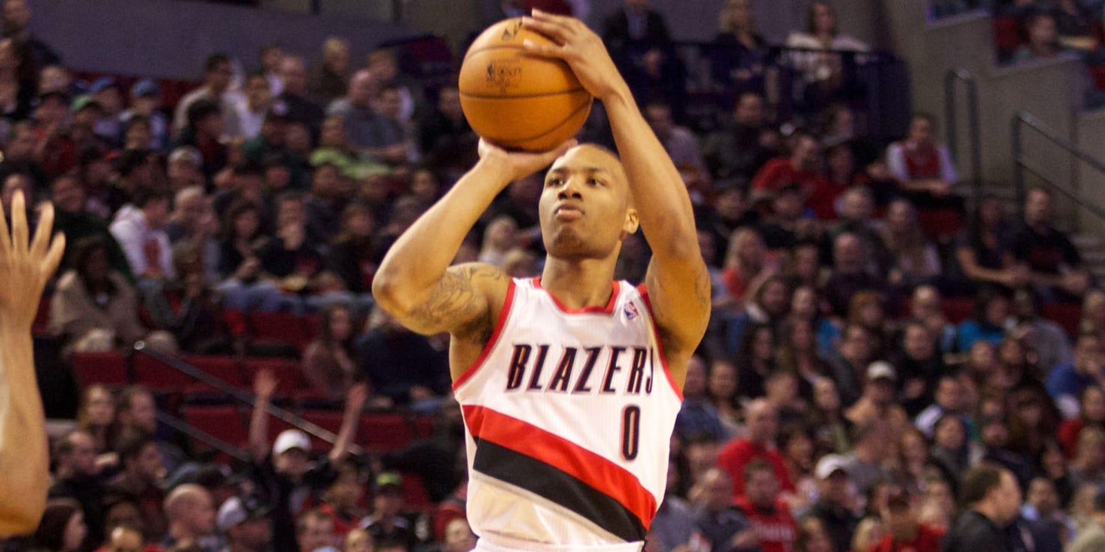 Blazers top reeling T'wolves to stay in playoff hunt