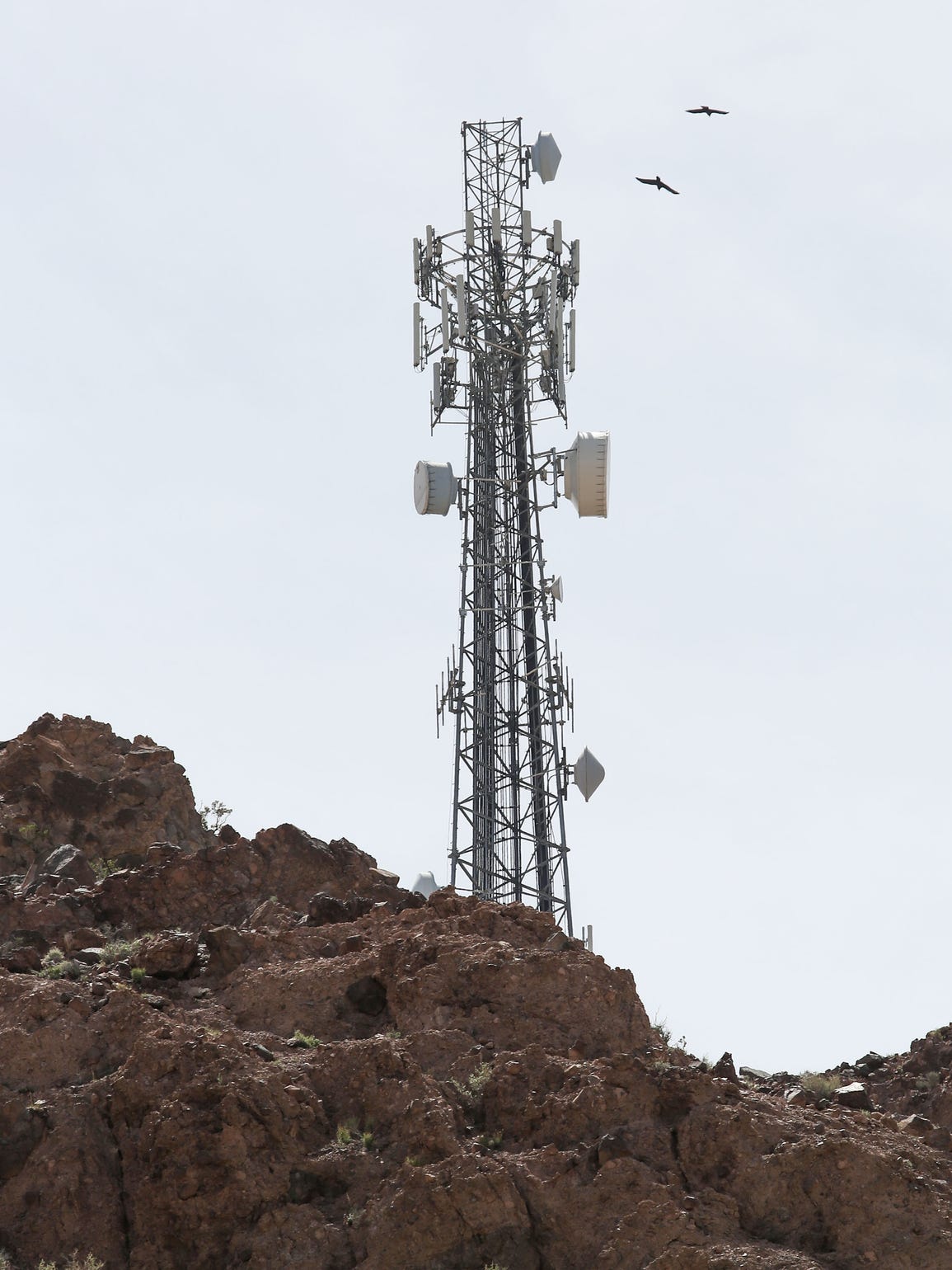 A company wants to build cell towers in California. Trump might help.