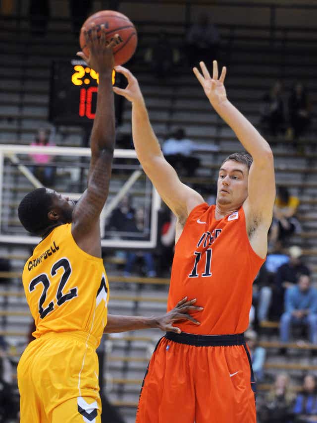 Golden Eagles Rally Past Utep 71 58
