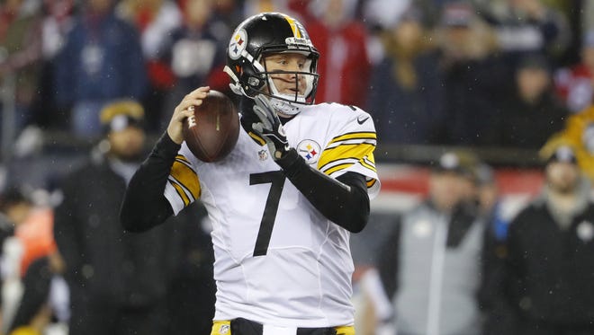 Pittsburgh Steelers quarterback Ben Roethlisberger (7) drops back to pass against the New England Patriots during the first half in the 2017 AFC Championship Game at Gillette Stadium.