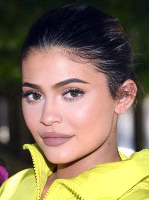 Kylie Jenner On Track For Billionaire Status By 21 Reports Forbes