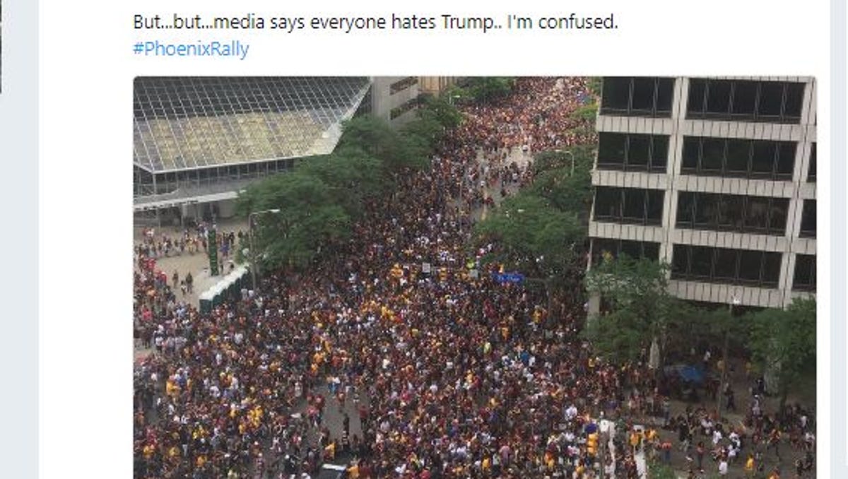Fake News Trump Supporters Circulate Photo Of Phoenix Crowds But It S Not