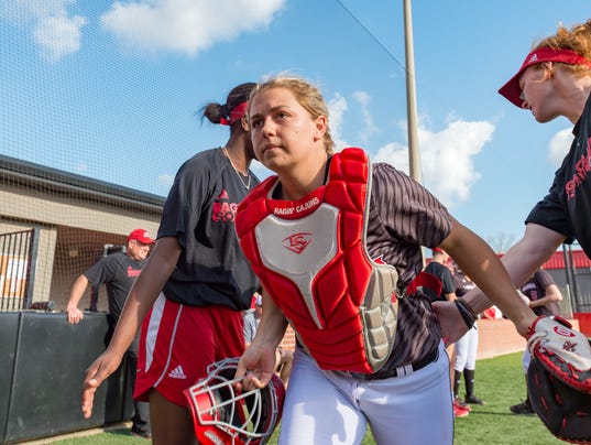 636549355084377159-v2Cajuns.Southeastern.softball.02.22-0661.jpg