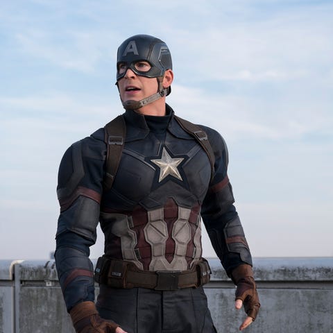 Captain America (Chris Evans) made new friends...