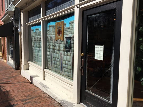 New medieval shop; local call-in radio show; 360 biz tours — The buzz