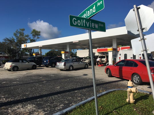 gas fort station shell stations irma hurricane myers supplies check need golfview wait circle lines corner deep morning drive fill