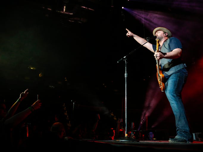 Lee Brice performs at Wells Fargo Arena Thursday, March