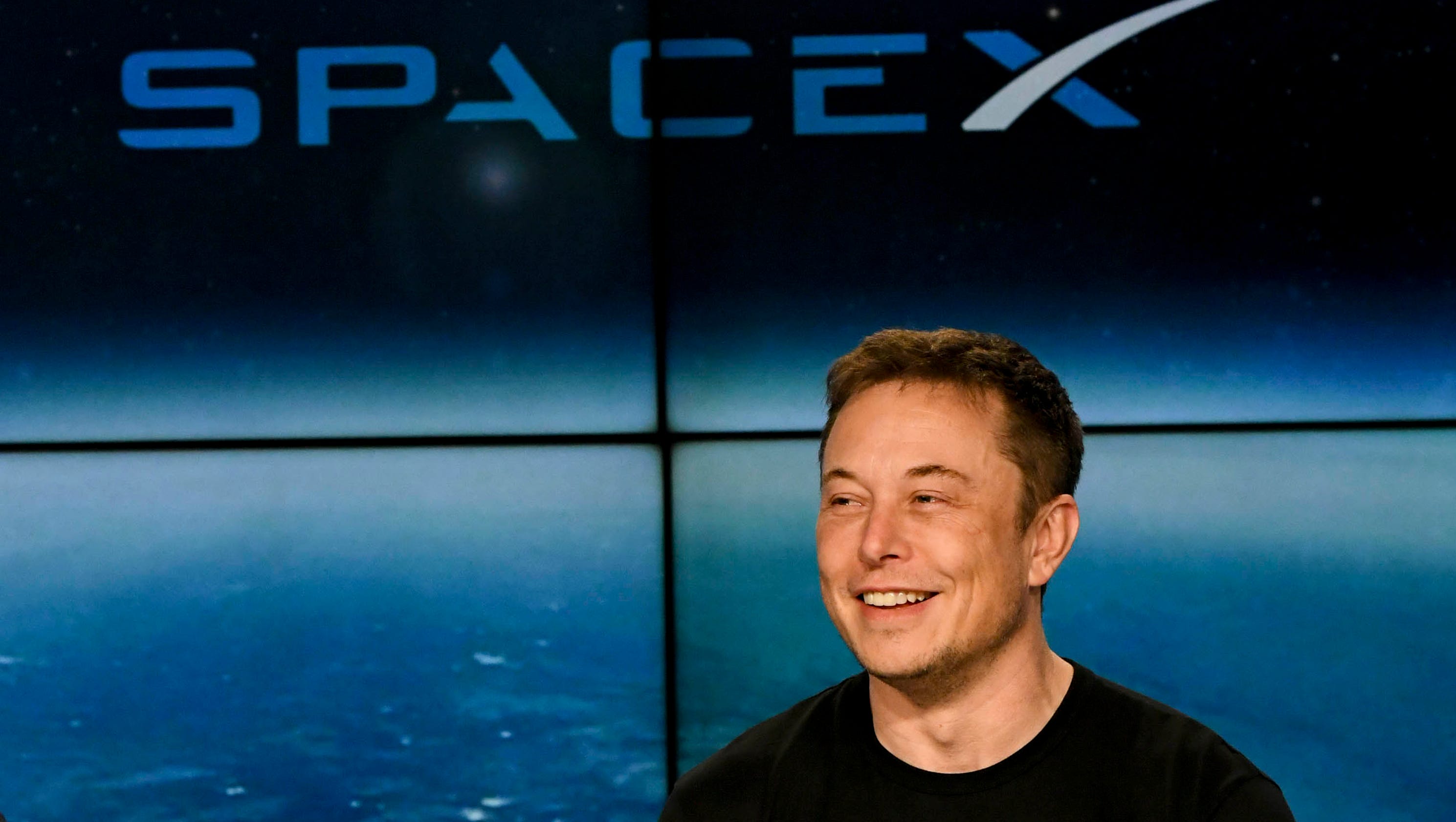 Watch Elon Musk and SpaceX employees celebrate the Falcon ...