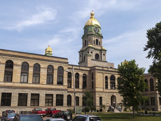 <strong>40. Huntington-Ashland, WV-KY-OH</strong><br /> <strong>&bull; Child poverty rate:</strong> 28.2% (20,942 children)<br /> <strong>&bull; Adult poverty rate:</strong> 18.9% (51,571 adults)<br /> <strong>&bull; Median household income:</strong> $40,646<br /> <strong>&bull; Families earning $10,000 or less/year:</strong> 6.2%<br /> <strong>&bull; Pct. 3- to 4-year-olds enrolled in school:</strong> 29.8%