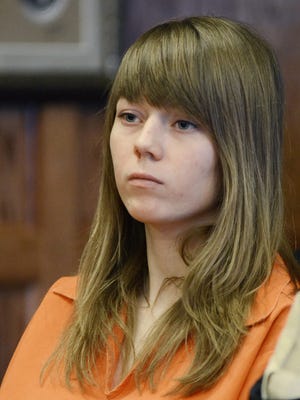 Alyssa Bustamante appears in a Jefferson City court during a Jan. 30, 2014 hearing on whether to set aside her plea in the 2009 slaying of 9-year-old Elizabeth Olten when she was 15.