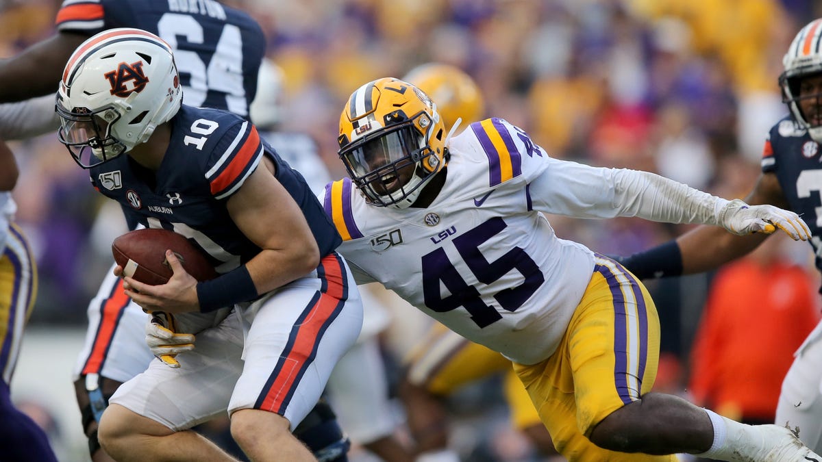 Lsu Football Divinity Ineligible Not Out For Personal Reasons