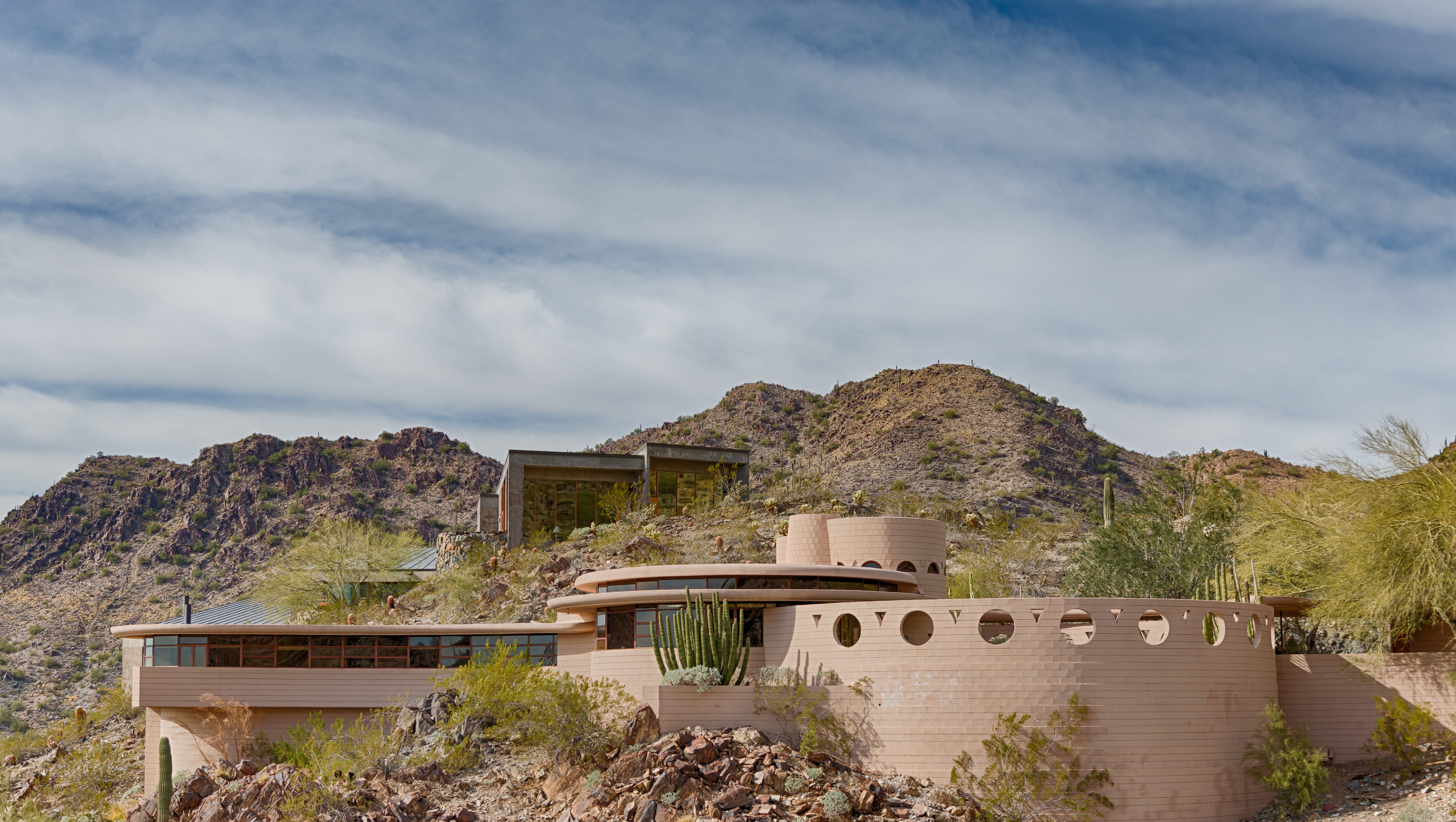 COOL HOME