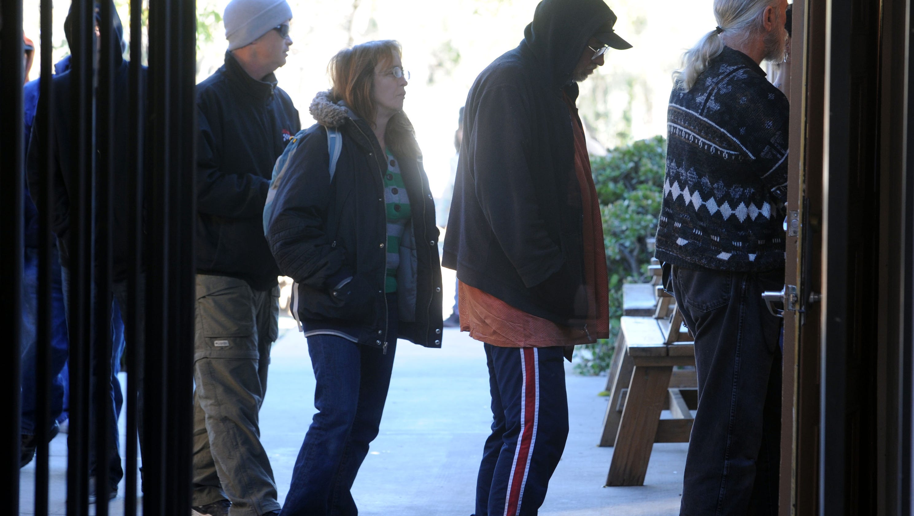 Ventura County officials push to open shelters for homeless