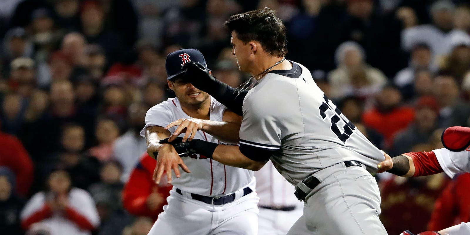 Red Sox Yankees Brawl Benches Clear After Joe Kelly Hits Tyler Austin