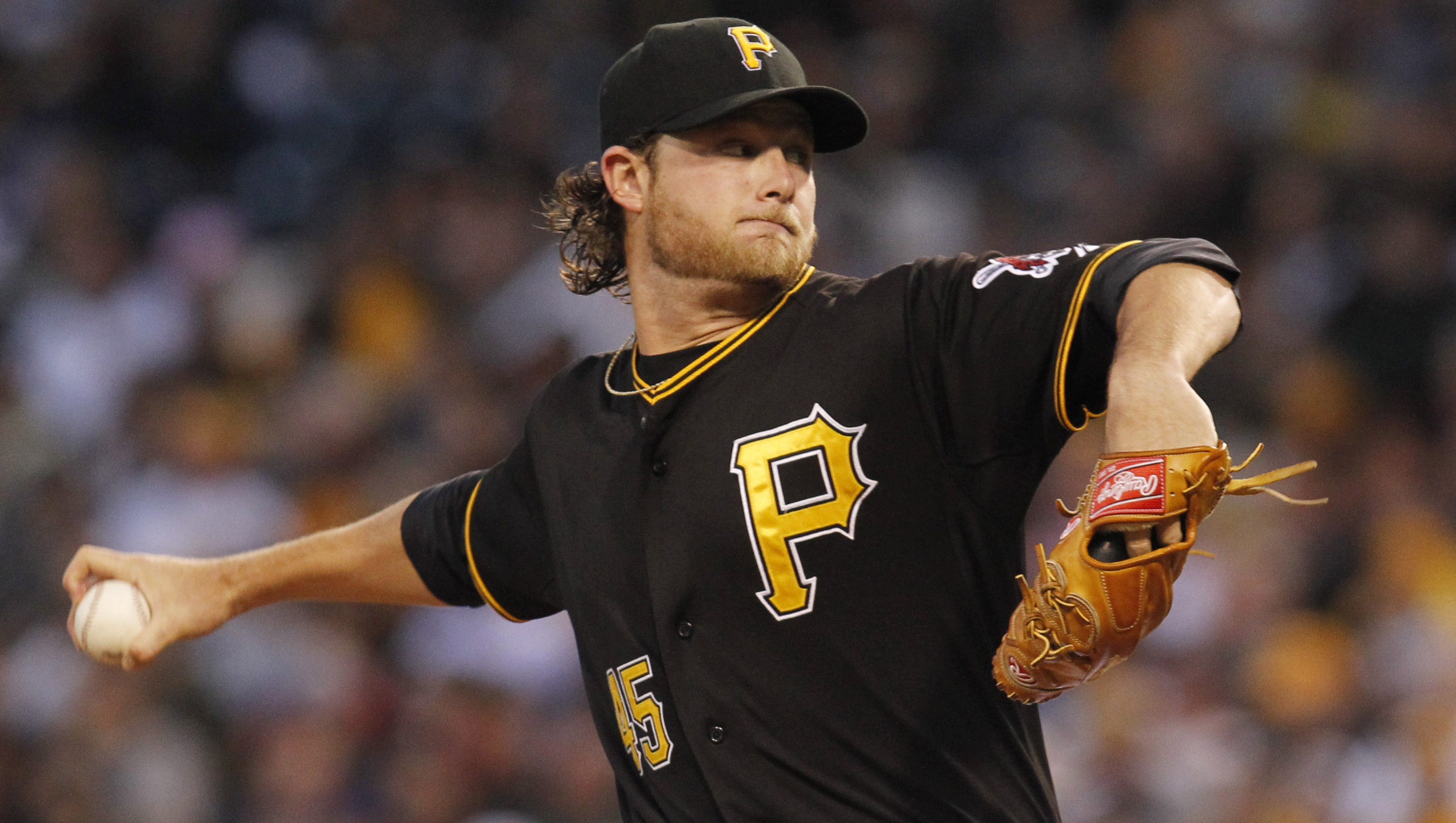 Gerrit Cole gets HR help, pitches Pirates past Cubs
