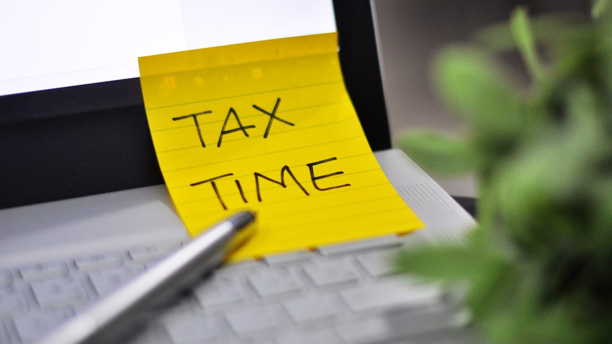 2022 taxes due Deadlines, refunds, extensions and credits this year