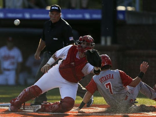 636320439488455784-636320387649109169-IUBaseball-NCState-Reaves01.JPG