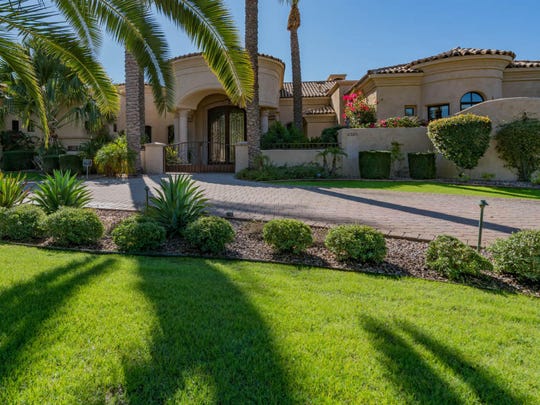 Luxury Homes 3 5 Million Gilbert Mansion Has 3 Kitchens 2 Pools
