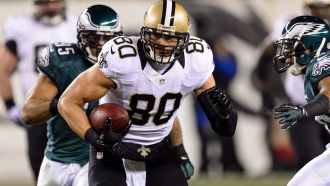New Orleans Saints tight end Jimmy Graham (80) carries the ball during the first quarter against the Philadelphia Eagles during the 2013 NFC wild card playoff football game at Lincoln Financial Field.