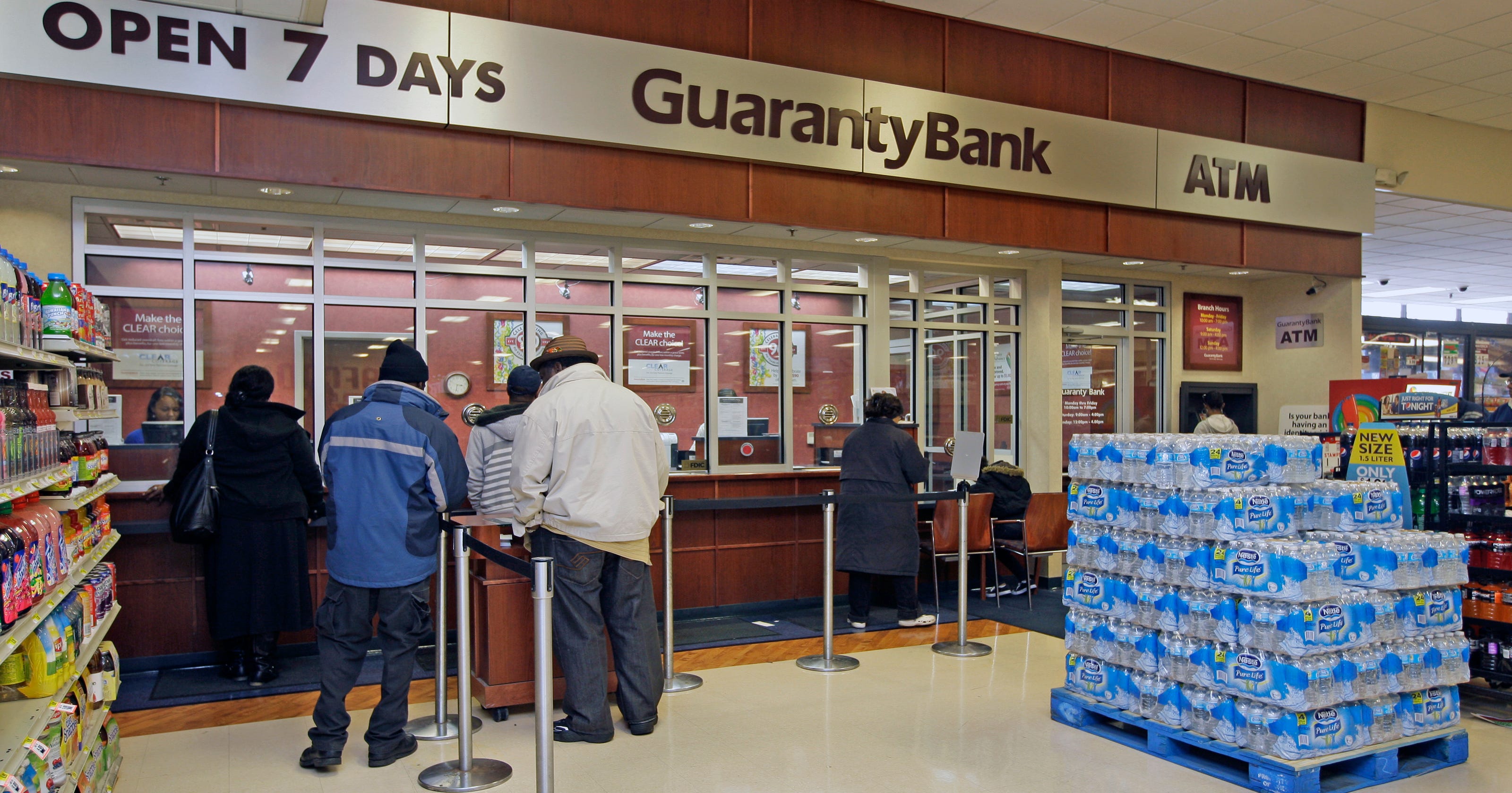 Feds close Guaranty Bank to reopen as First Citizens