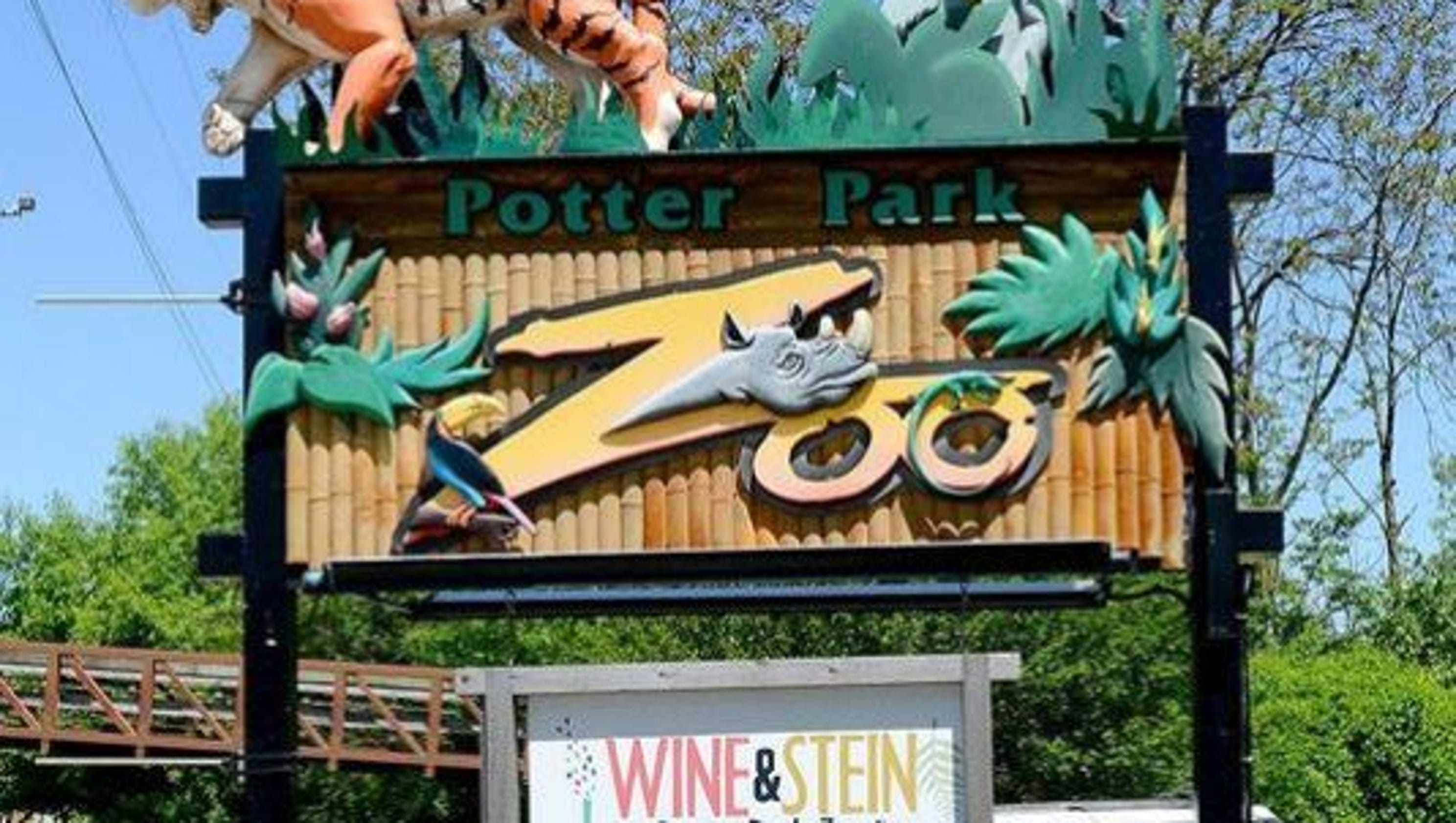 Potter Park Zoo lets moms in free on Mother’s Day