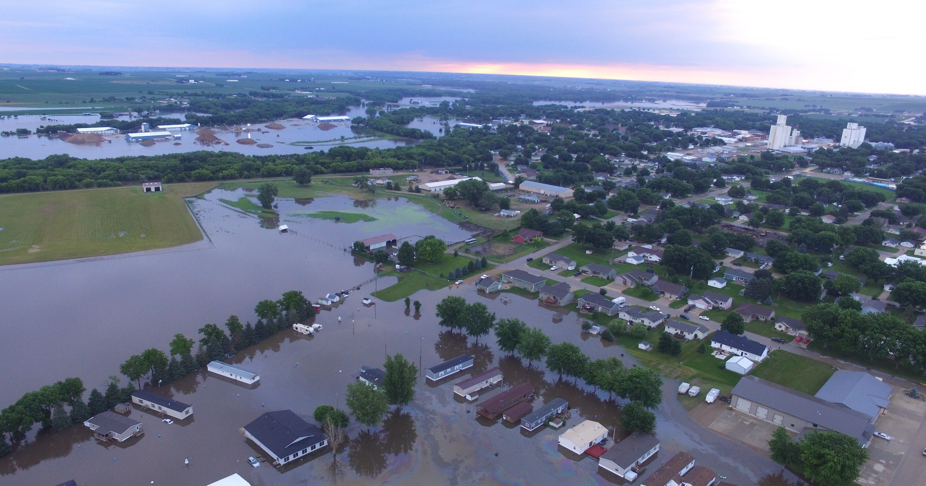 Iowa flooding Evacuation orders lifted for Rock Valley