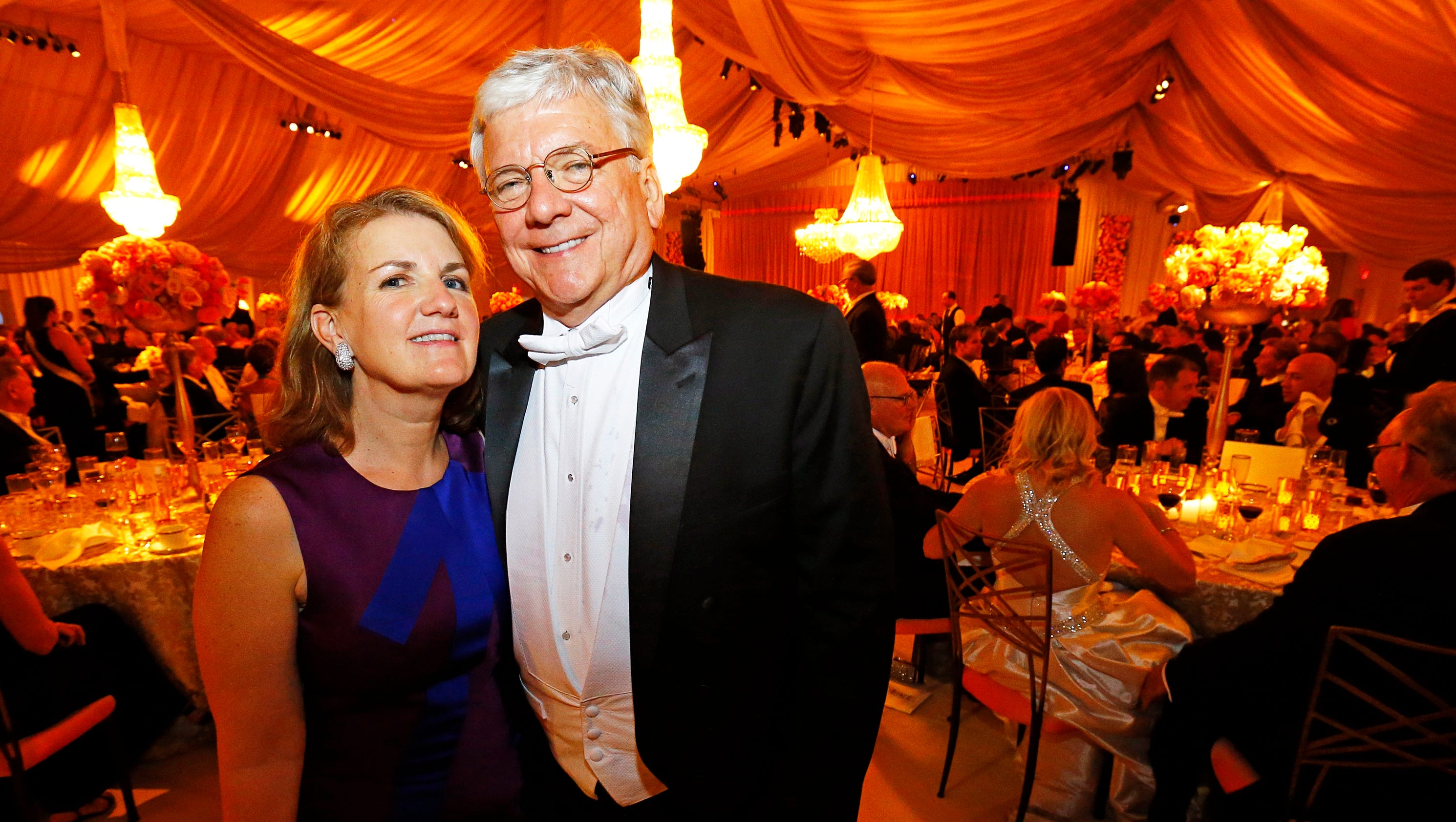 Swan Ball in Nashville Glitz and glamour