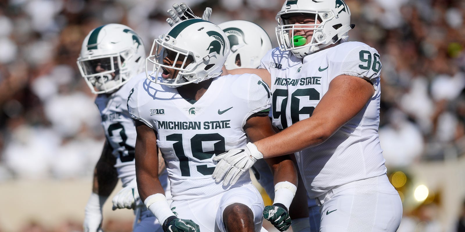 How To Watch Msu Vs Notre Dame Football Start Time Tv Channel Etc