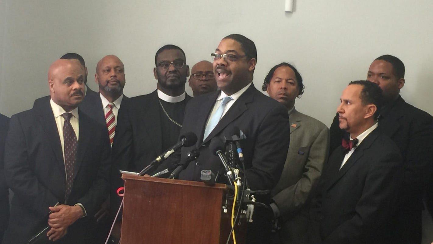 Black pastors rally in Washington for AG nominee Jeff Sessions(00)