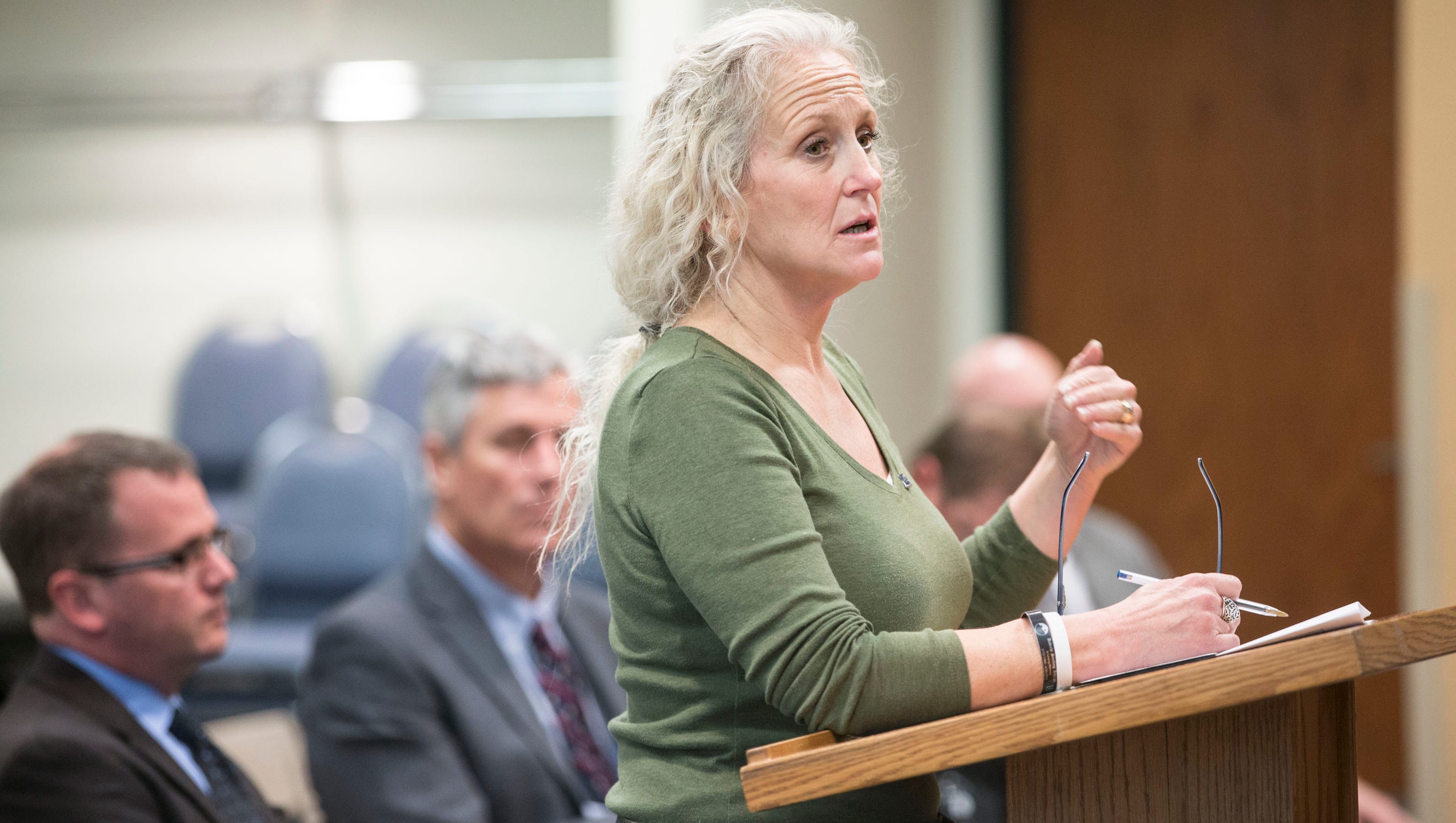 Board takes 1st step toward Yarnell memorial