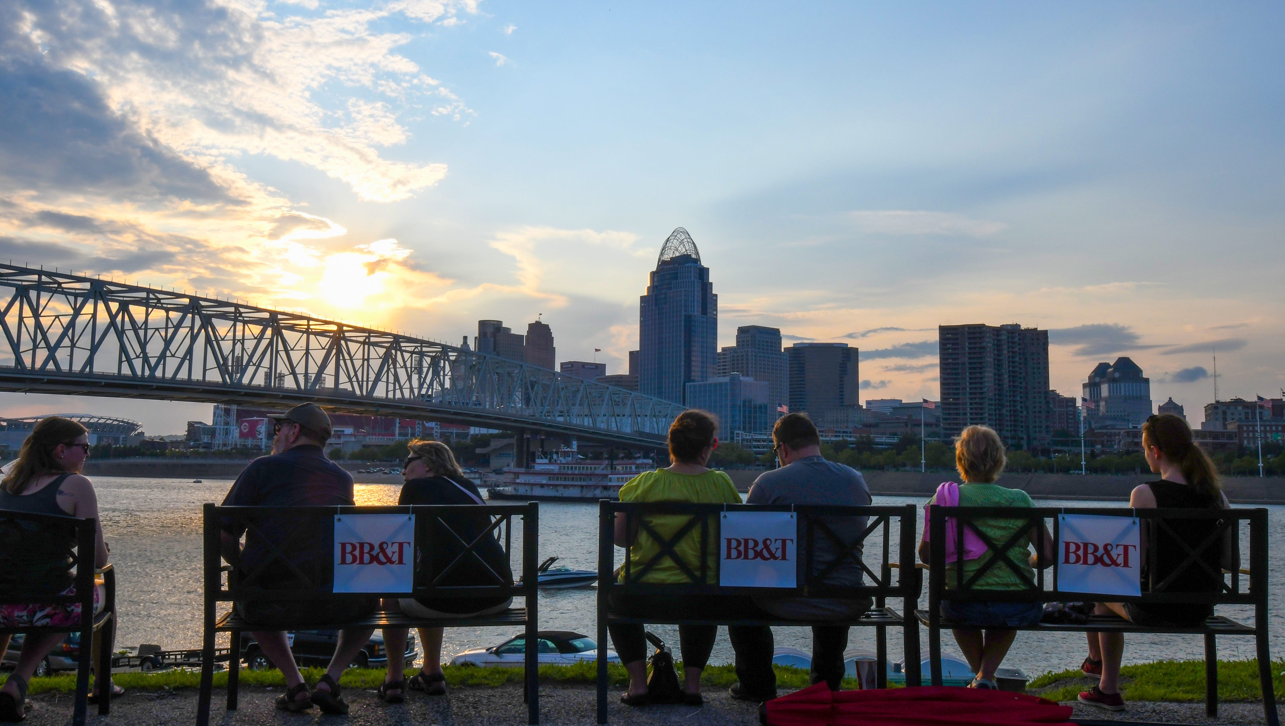 How does Cincinnati's economy compare to US cities?