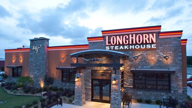 LongHorn Steakhouse Monday opened its eighth Greater Cincinnati location at 9141 Fields Ertel Road in Symmes Twp.