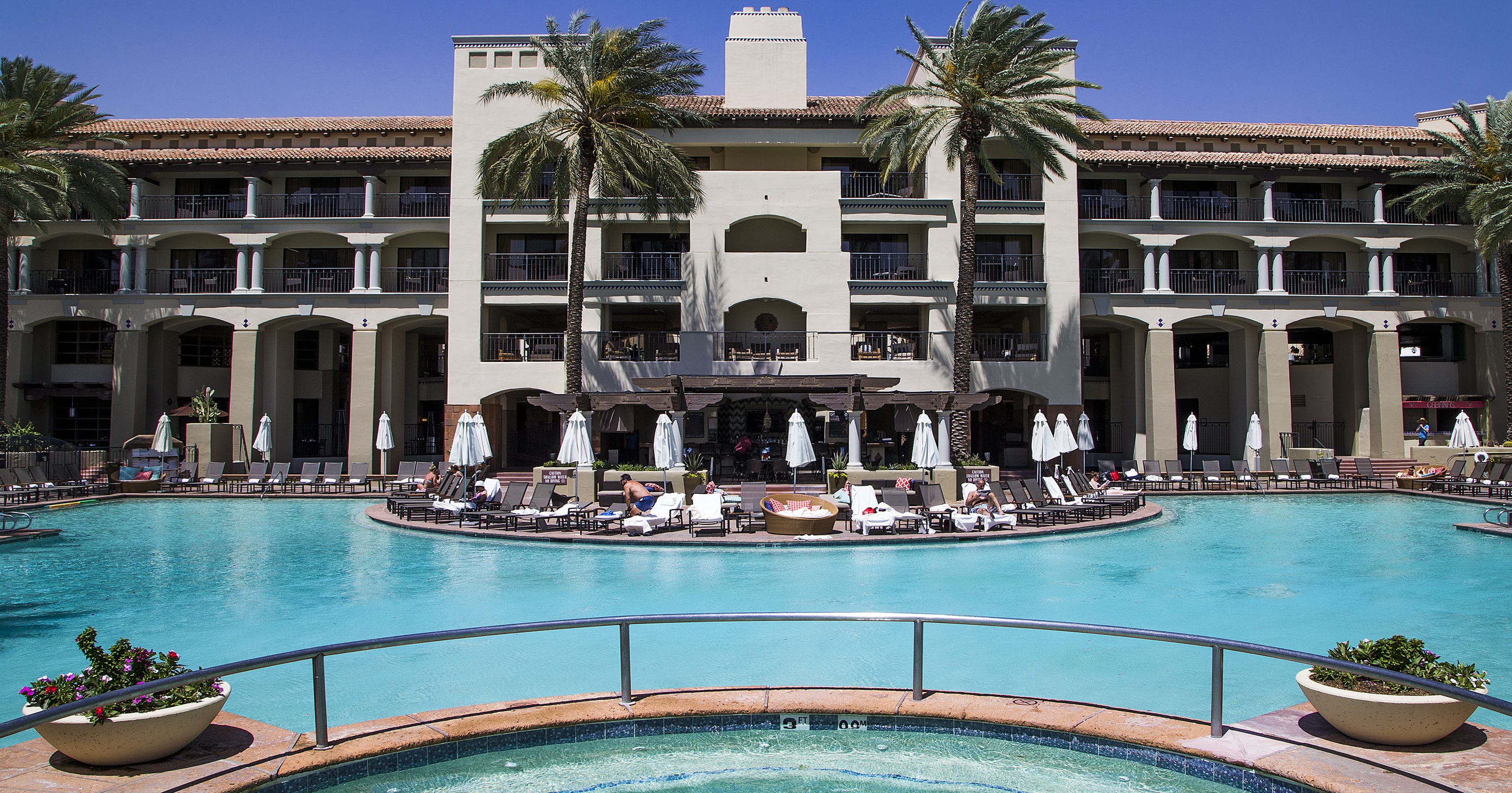 Shop now for the best deals on your staycation in Scottsdale or Phoenix