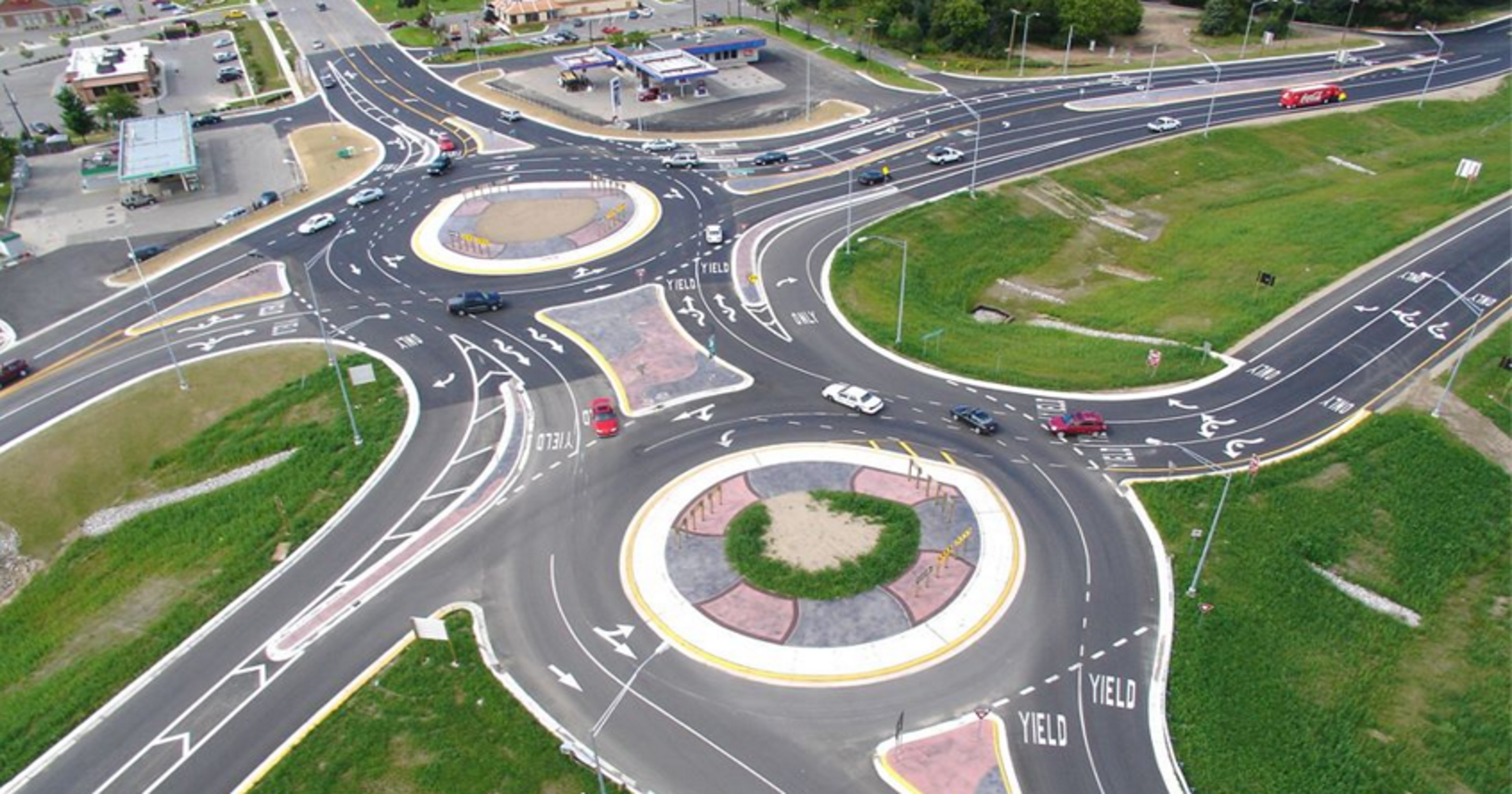 9 tips for navigating roundabouts