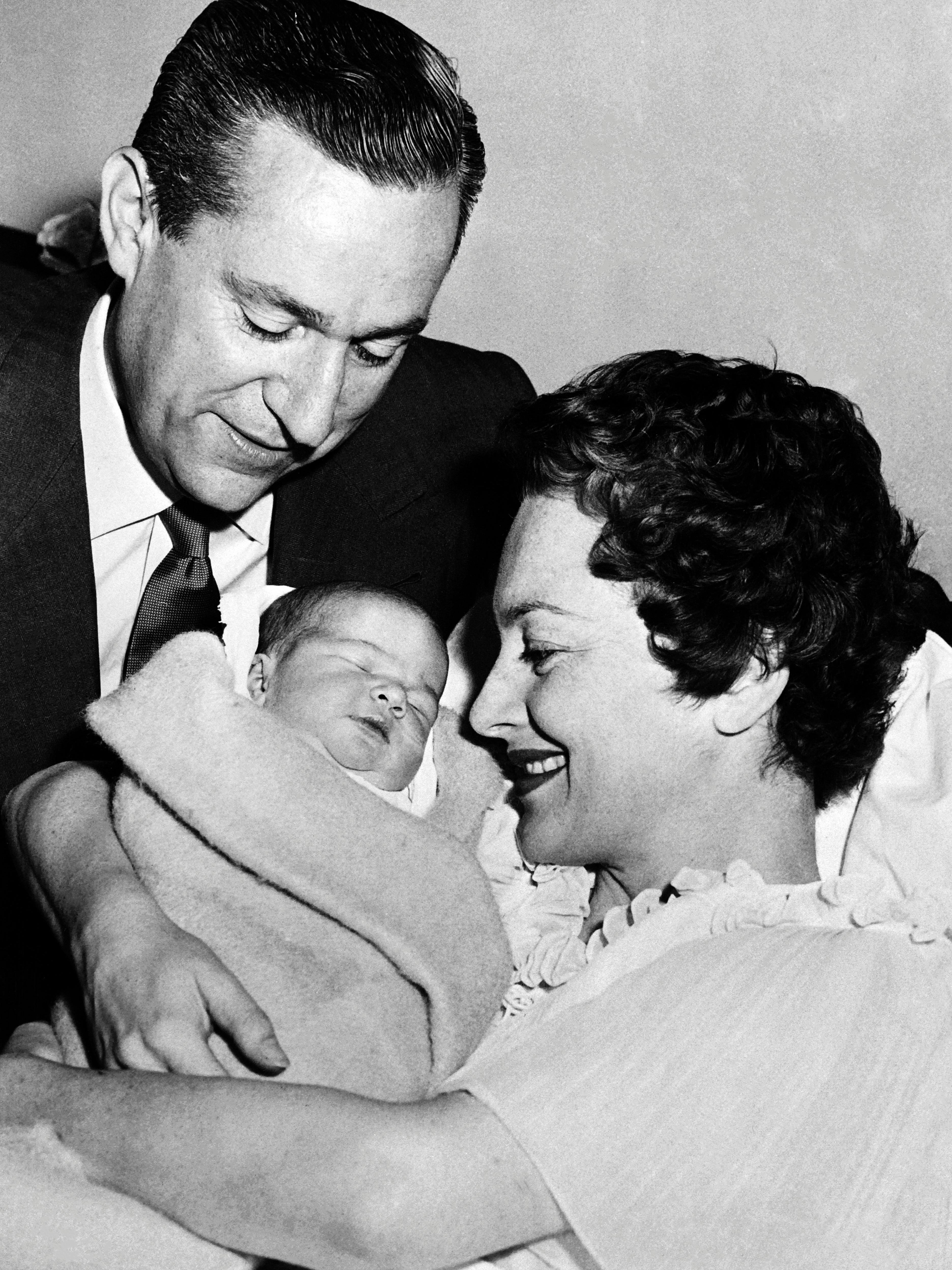 Olivia De Havilland Gone With The Wind Actress Dies At 104