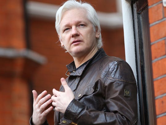 Julian Assange: Judge to rule on British arrest warrant