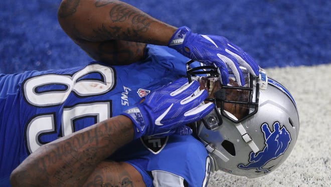 Lions tight end Eric Ebron after missing a pass during third quarter Sunday against the Titans.