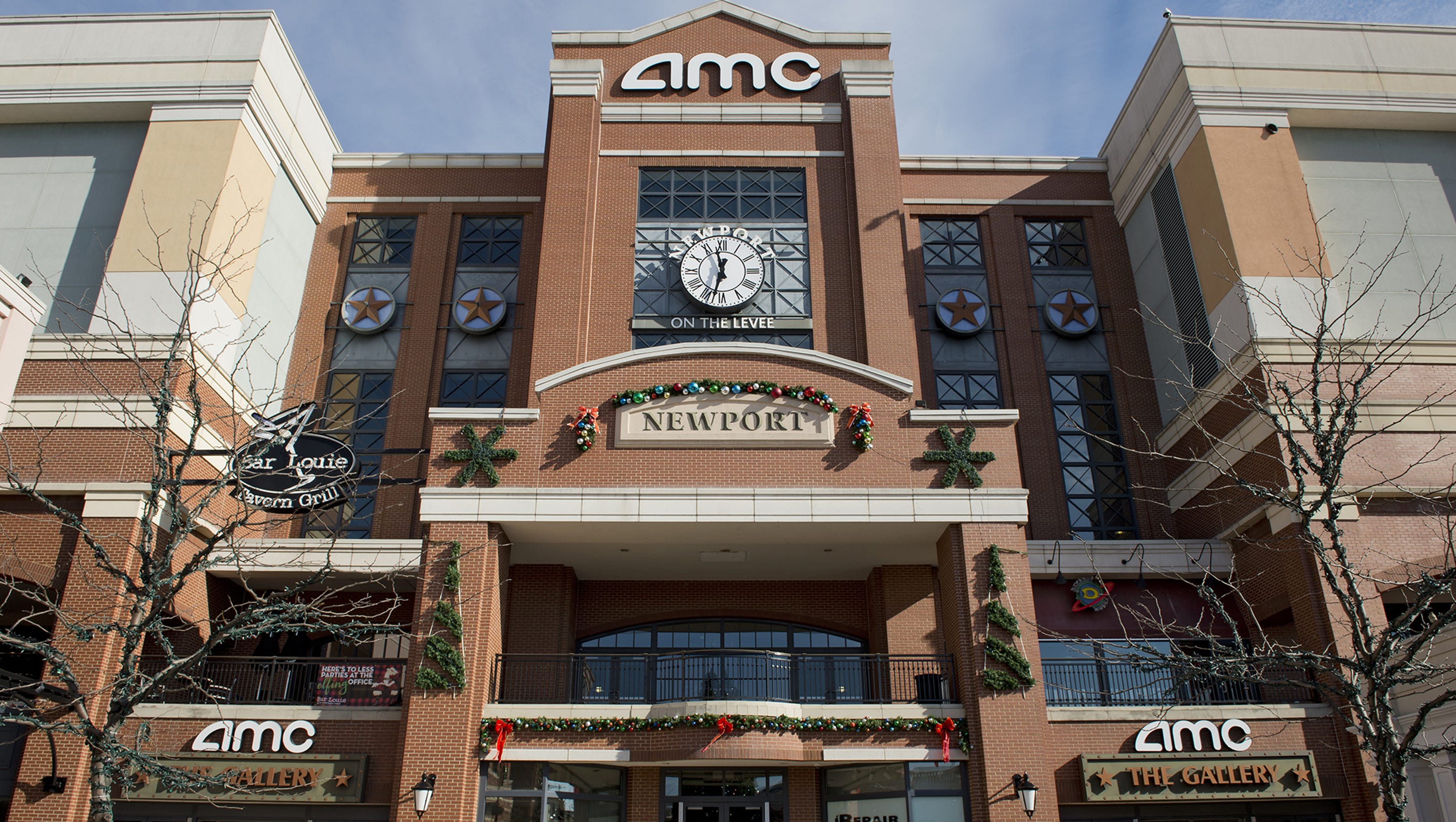 A look inside the newly renovated AMC Newport on the Levee 20