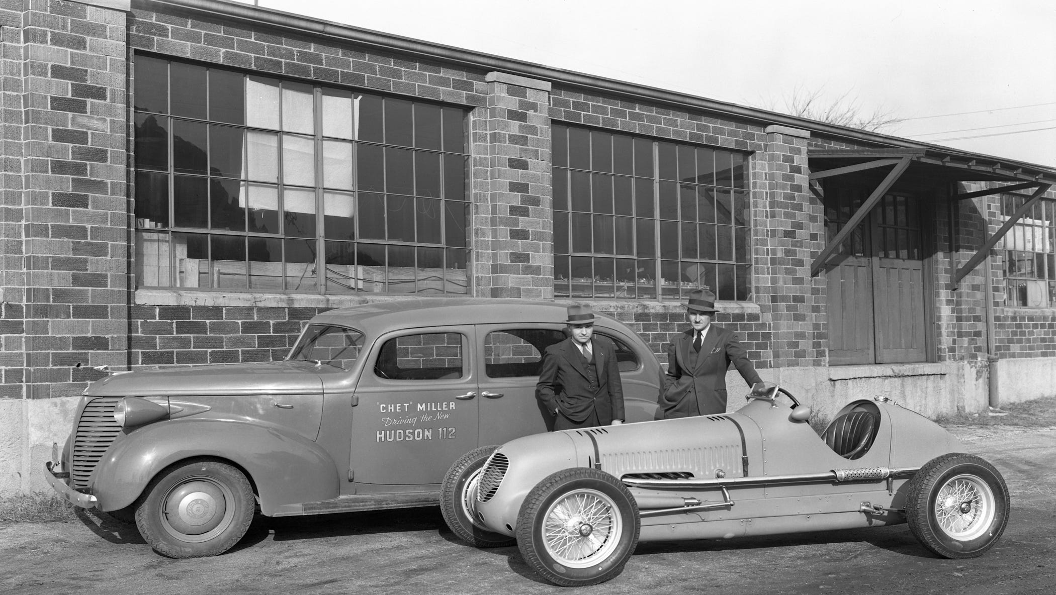 Extreme makeover Gangster’s Indy car garage edition