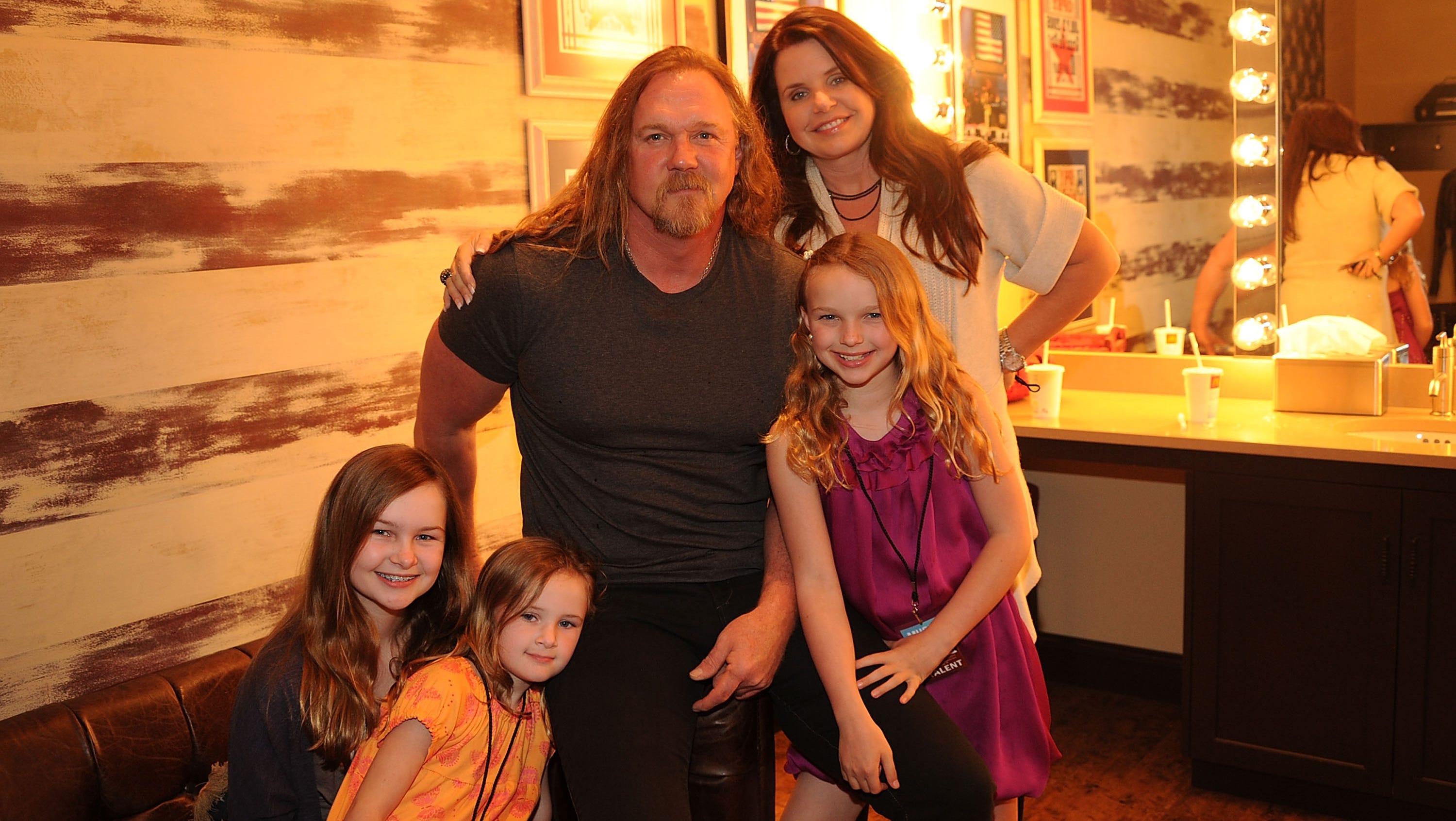 wife trace adkins