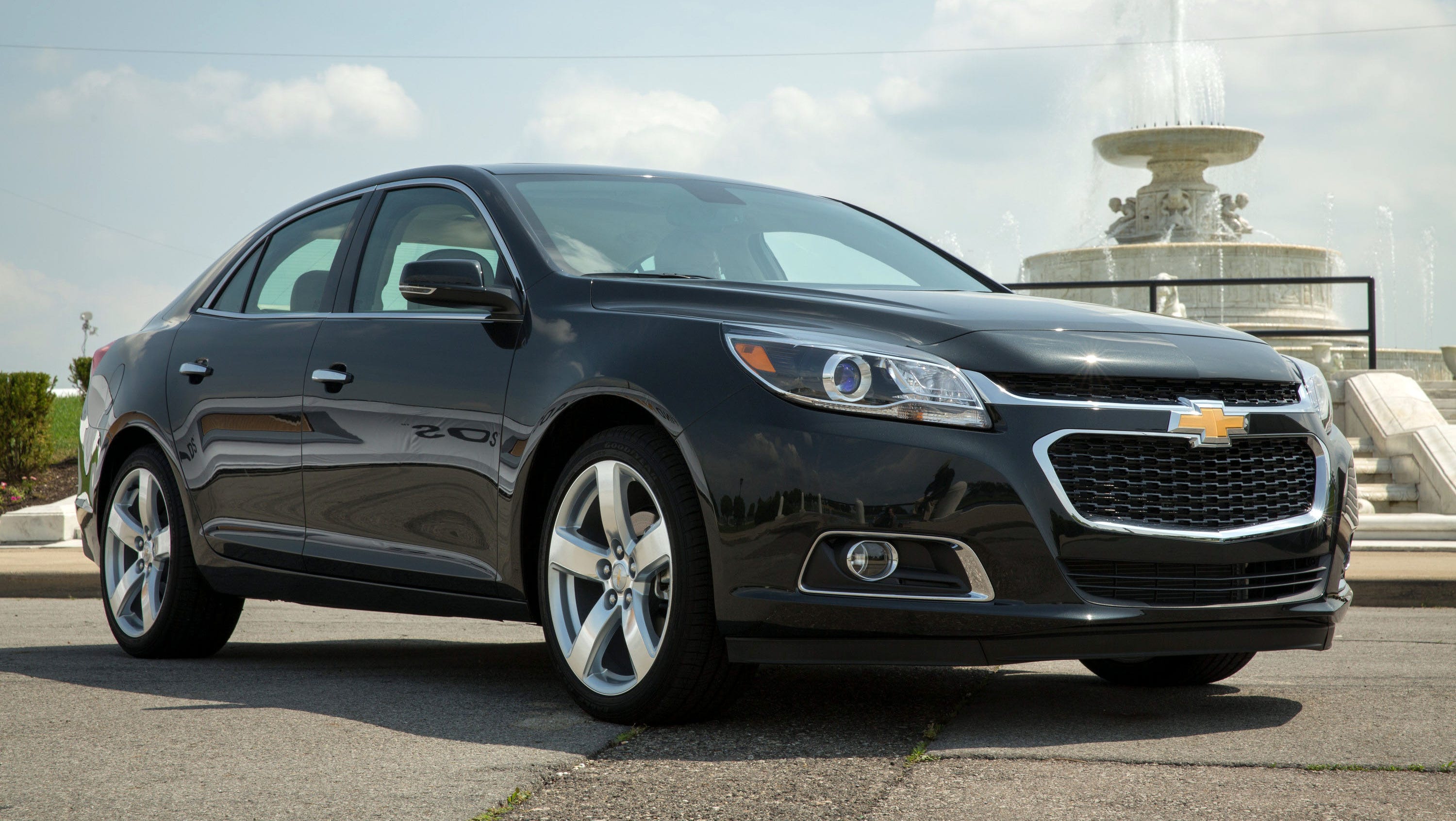 GM recalls new Chevy Malibus for brake problem