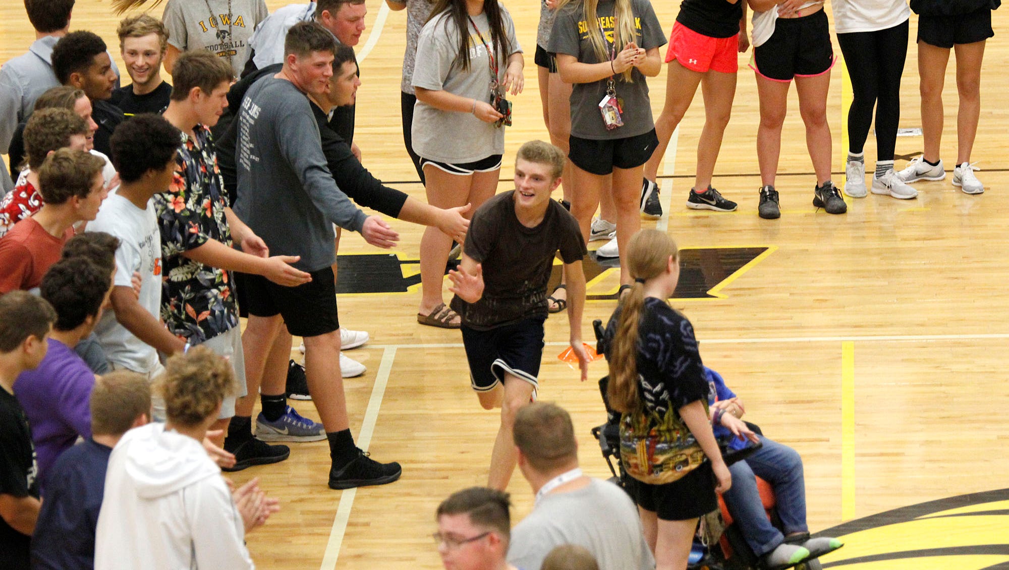 Southeast Polk Best Buddies blossom during week