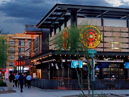 Phoenix Oks Alcohol On Some Streets For Super Bowl Party